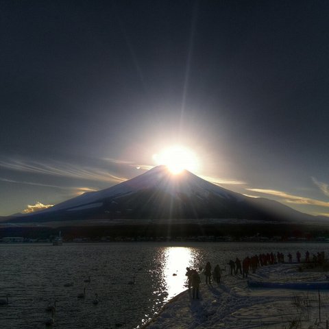 世界遺産 富士山 ダイヤモンド富士　写真　A4又は2L版 額付き