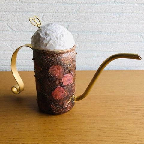 水やりに使えるミニじょうろ「コーヒーフロート」真鍮パーツ・リメイク缶