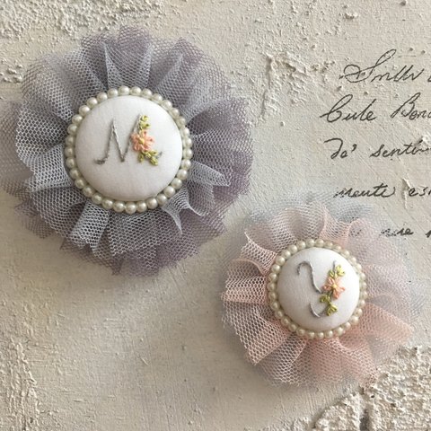 新作♡イニシャル刺繍のヘアゴム&クリップ