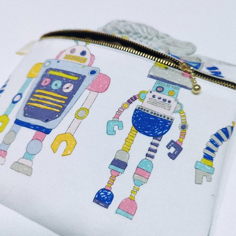 新春セール  ❶ロボットポーチ