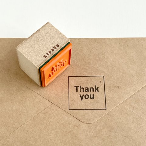 シンプルな枠付きThank youのはんこ　ラバースタンプ［30×30mm］