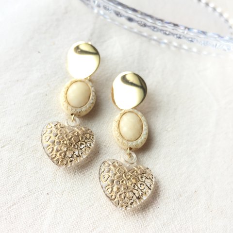 antique heart クラシックゴールド ピアス