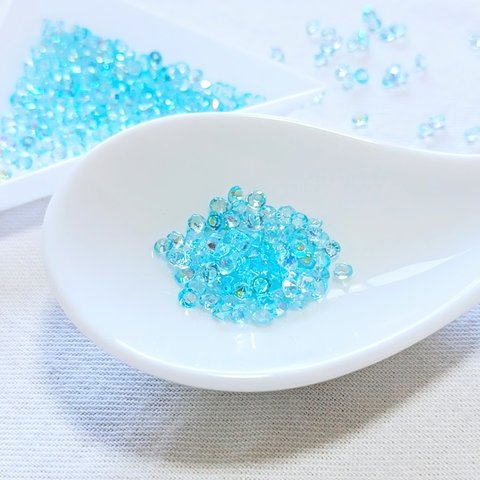 【20g】【3mm】【ブルー】Vカット　オーロラクリスタル　ラインストーン　アンホイル　アクリル　ネイル　デコ　封入　レジン