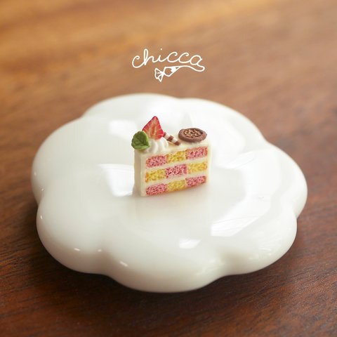 【再販】片耳/ｽﾄﾛﾍﾞﾘｰ■mosaic cake
