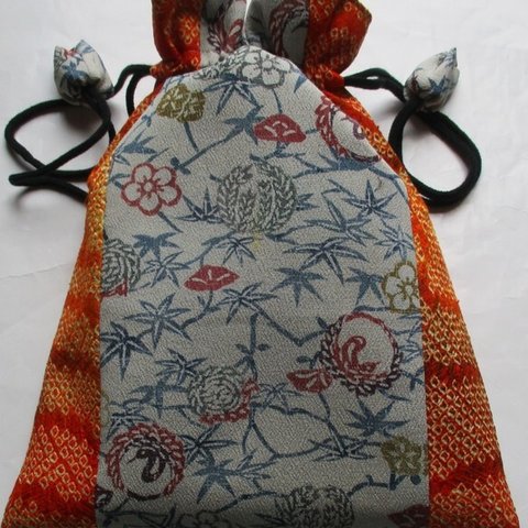 ７４８１　絞りと花柄の着物で作った巾着袋　＃送料無料