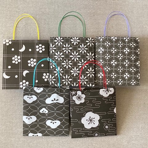 ◆デザインペーパーで作った紙袋【モノクロ和柄】5柄10枚