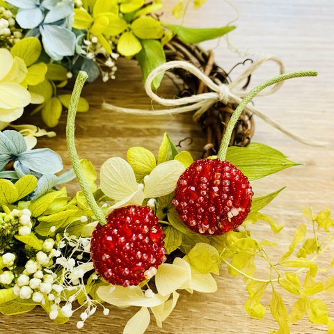 🍒さくらんぼのビーズ刺繍ブローチ🍒2個セット♡