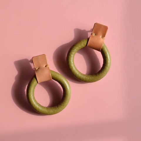 Donuts【レザーピアス /イヤリング】〝khaki〟