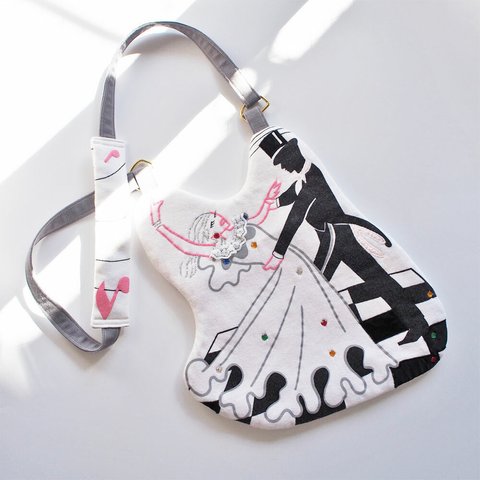 Dance scene bag