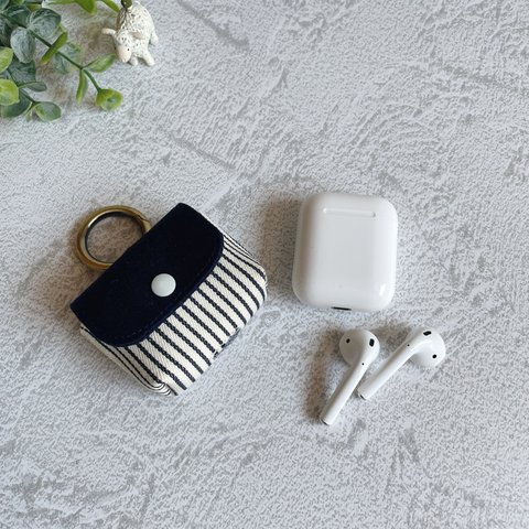 AirPods、AirPodsPro用イヤホンケース*ケースに入れたまま充電できる ヒッコリー×ネイビー カラビナかボールチェーンが選べます