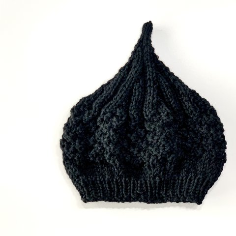 手編みウールどんぐり帽子　ブラック  フリーサイズ　プチギフト