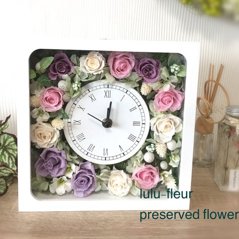 【送料無料】お花のいっぱい詰まった可愛い時計 プリザーブドフラワー  ピンク&パープル&ホワイトローズ