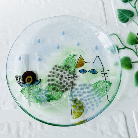 紫陽花と猫のガラス皿　本物の葉使用　