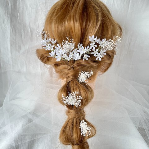 ベビーフラワー　かすみ草　ヘッドドレス　ホワイト　ブライダル　ウエディング　ヘアアクセサリー　ブライダルアクセサリー　ヘアドレス　造花　前撮り　フォトウエディング　結婚式　ウエディングドレス 