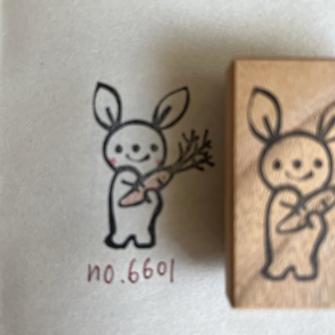 スタンプ　No. 6601 にんじんを持ったうさぎ