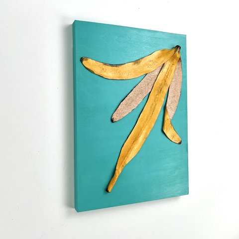 レザーのコラージュアート（バナナの皮） A4サイズ 木製パネル 原画