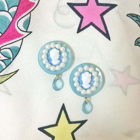 BLUE FACE PIERCED EARRINGS