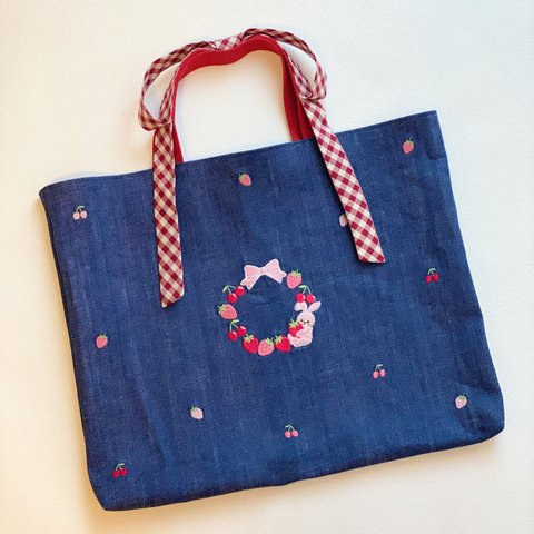 刺繍入りレッスンバッグ＊うさぎとくだもの