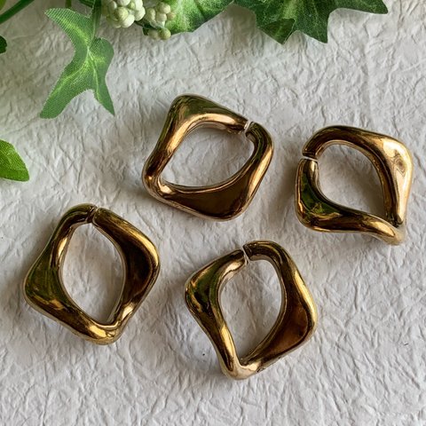 【SALE】ヴィンテージ  アクリルリンクパーツ アンティークゴールド 4個セット