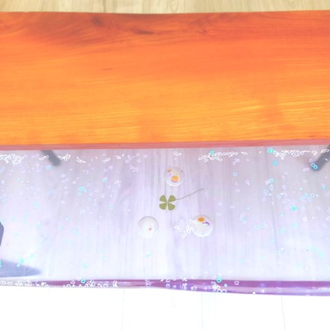 レジンローテーブル　欅　四つ葉のクローバー　ハート　星