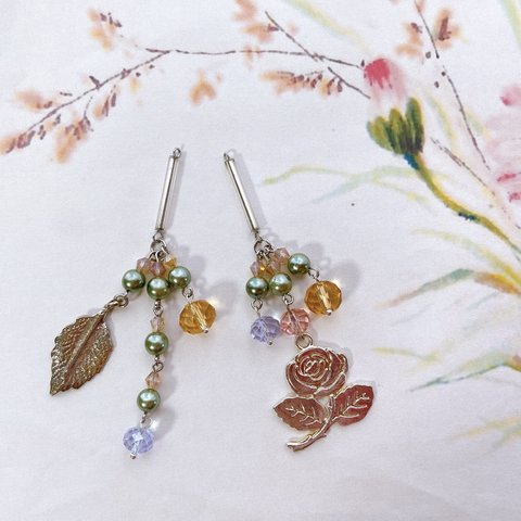 BOTANICAL アシメイヤリング／ピアス