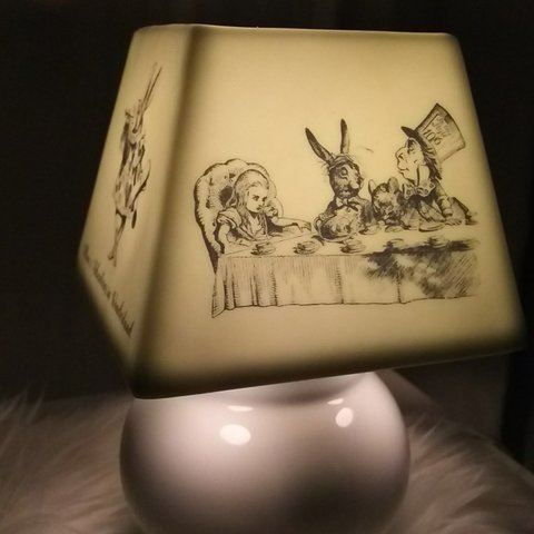 【売り切れ】限定1個 不思議の国のアリス  陶器ランプ