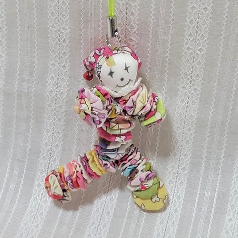 リバティで作ったピエロキーホルダー