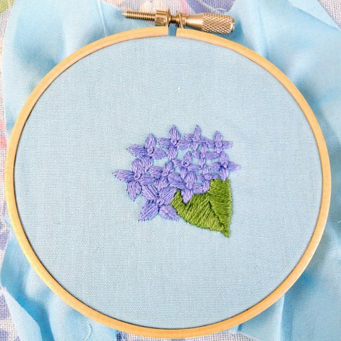 刺繍図案（紫陽花）