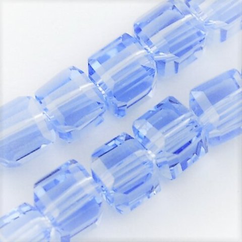 ☆Cube Glass Beads☆キラキラ輝く☆彡キューブ・ガラスビーズ☆6x6x6mmX70!☆マリンブルー