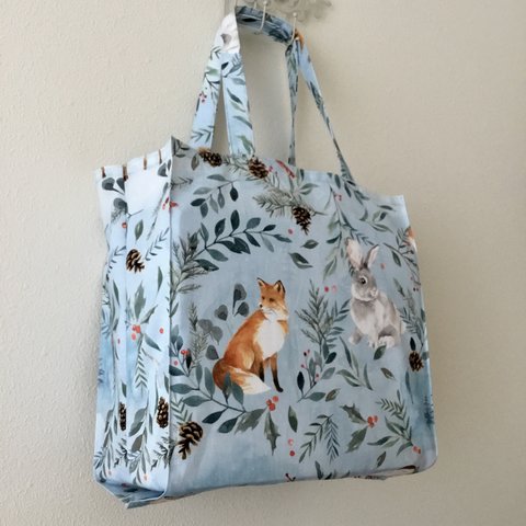 冬の森エコバッグ、森の動物タイト・アンド・タイディ・トートバッグ、Forest Animals Tight ‘n’ Tidy Tote Bag, Eco bag, うさぎ、狐、フクロウ、シカ