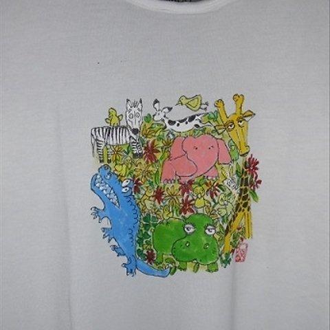 手描き　Tシャツ