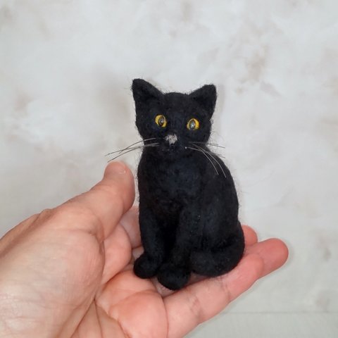 ミニミニ黒猫～お座り～【羊毛フェルト】