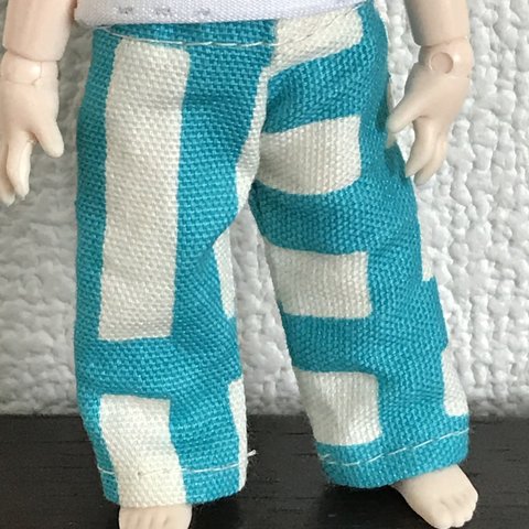 オビツ11 turquoise×ベージュのフルレングスのパンツ