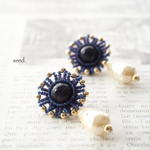 ビーズ刺繍のピアス 〜indigo flower×pearl〜