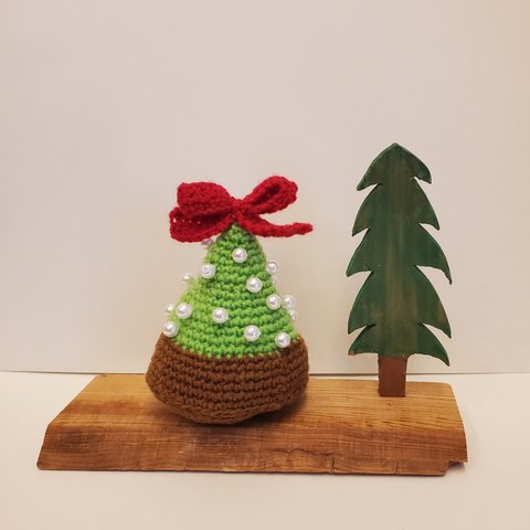 かぎ針編み　クリスマスツリーオーナメント