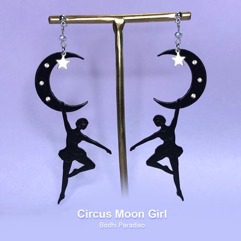 Circus Moon Girl ピアス（サーカス シルエットシリーズ）