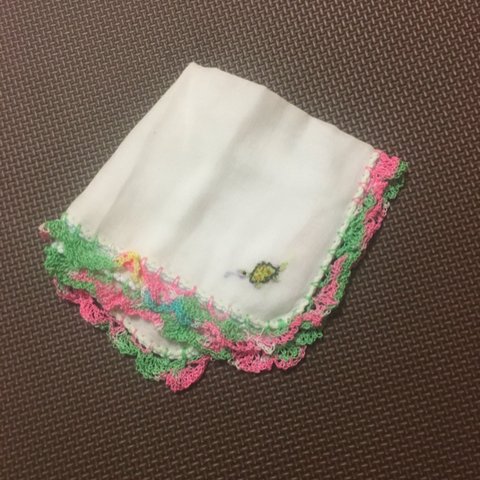 ガーゼハンカチ レース編み&刺繍付