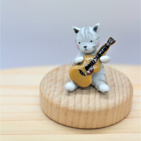 ギター猫　サバトラ