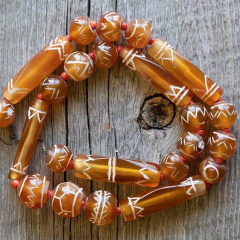 *Agate carving Bohemian beads