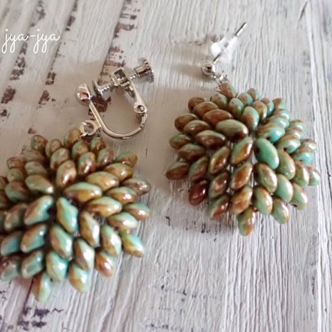 twin beads earrings - turquoisegreen bicolor