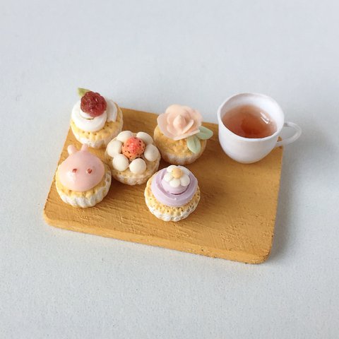 ミニチュア＊花のカップケーキセット