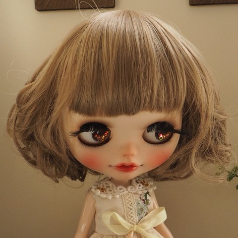 ブライス ウィッグ フレンチカールボブ オリーブアッシュ 10インチ/ドール Blythe 