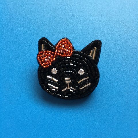 CAT FACE ビーズ刺繍ブローチ（girl）