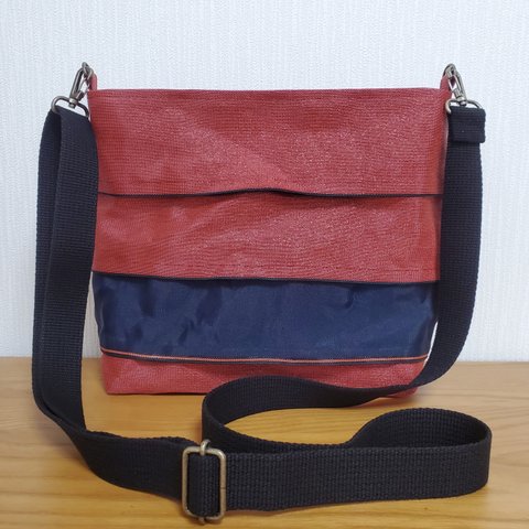 【セール20%OFF】畳のヘリ バッグ<特別仕立てのため一点もの>  （ショルダーバッグ）色：赤紅・紺　No.167