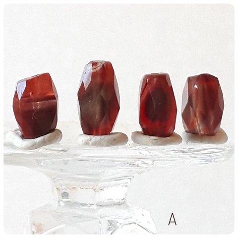∴天然石ビーズ∵ 宝石質アンデシンAAA+  タンブルカット  A