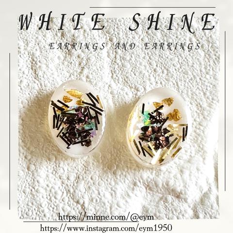 white shine ピアスとイヤリング