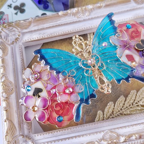 アリスの花園と蝶バレッタ（hair ornaments of butterfly and  Alice garden）