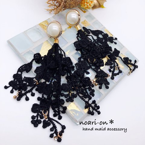 特集掲載⭐️Black lace tassel＊elegant Pearl ピアス/イヤリング