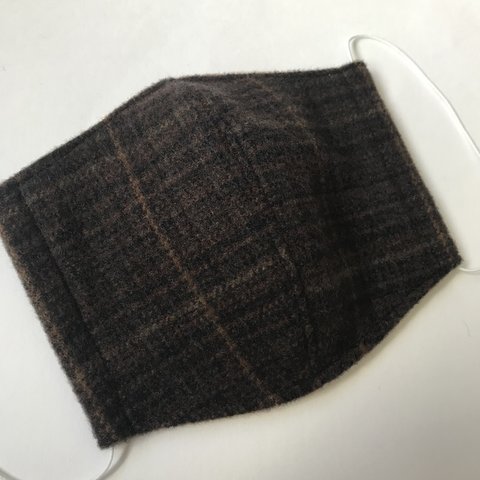 秋冬用 上質なwoolの超立体マスク  チェックのbrown