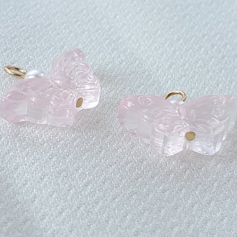 蝶ピアス / イヤリング